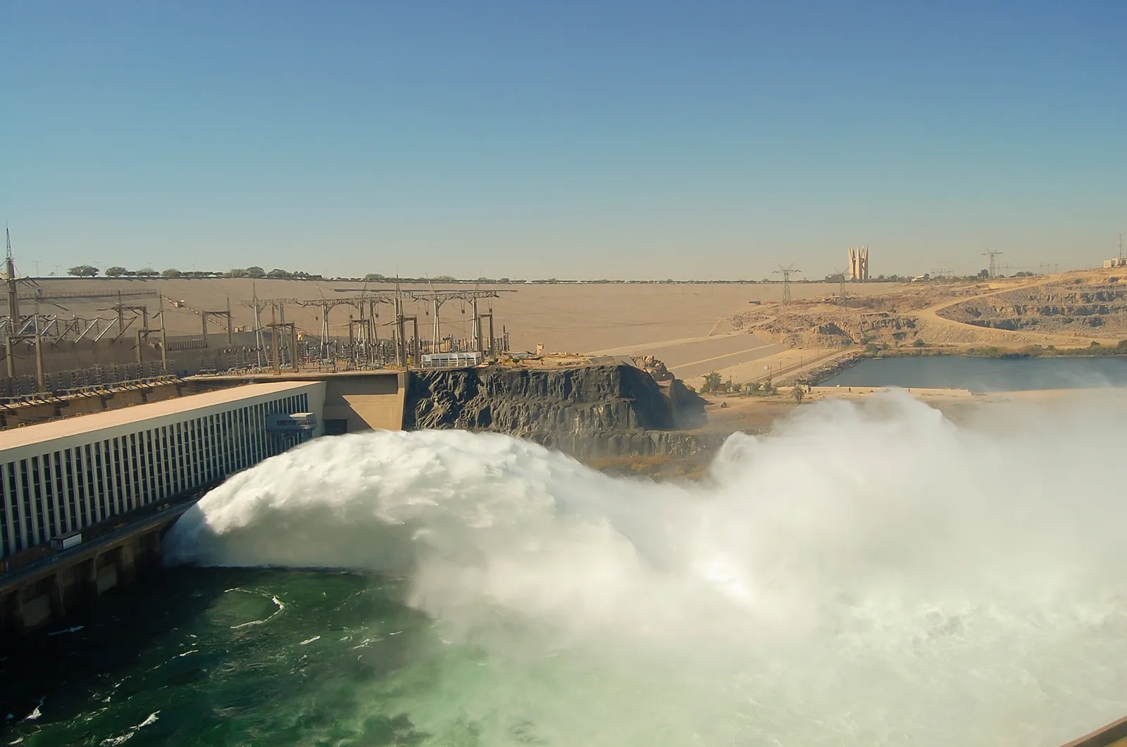 aswan high dam nile river egypt