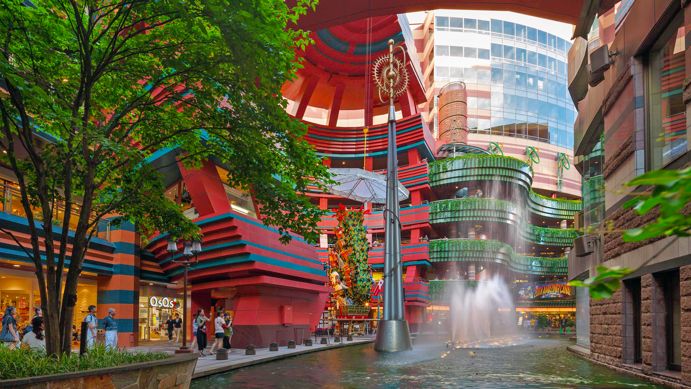  Canal City Hakata